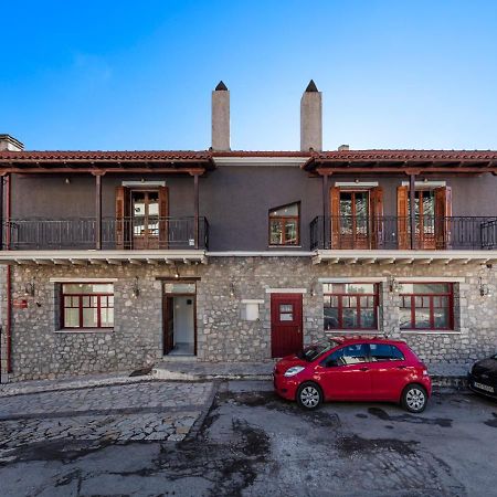 Deluxe Apartments By White Hills Αράχωβα Εξωτερικό φωτογραφία