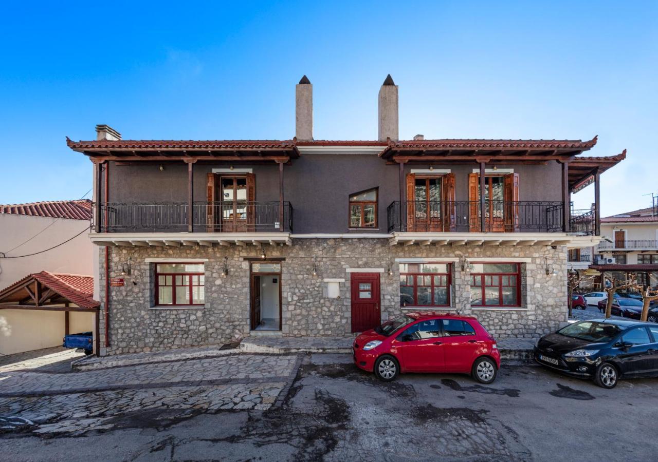 Deluxe Apartments By White Hills Αράχωβα Εξωτερικό φωτογραφία